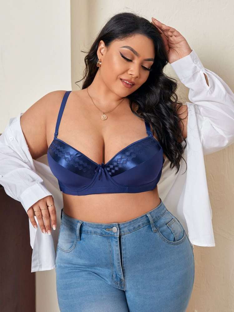   Black Plus Size Bras  Bralettes 228