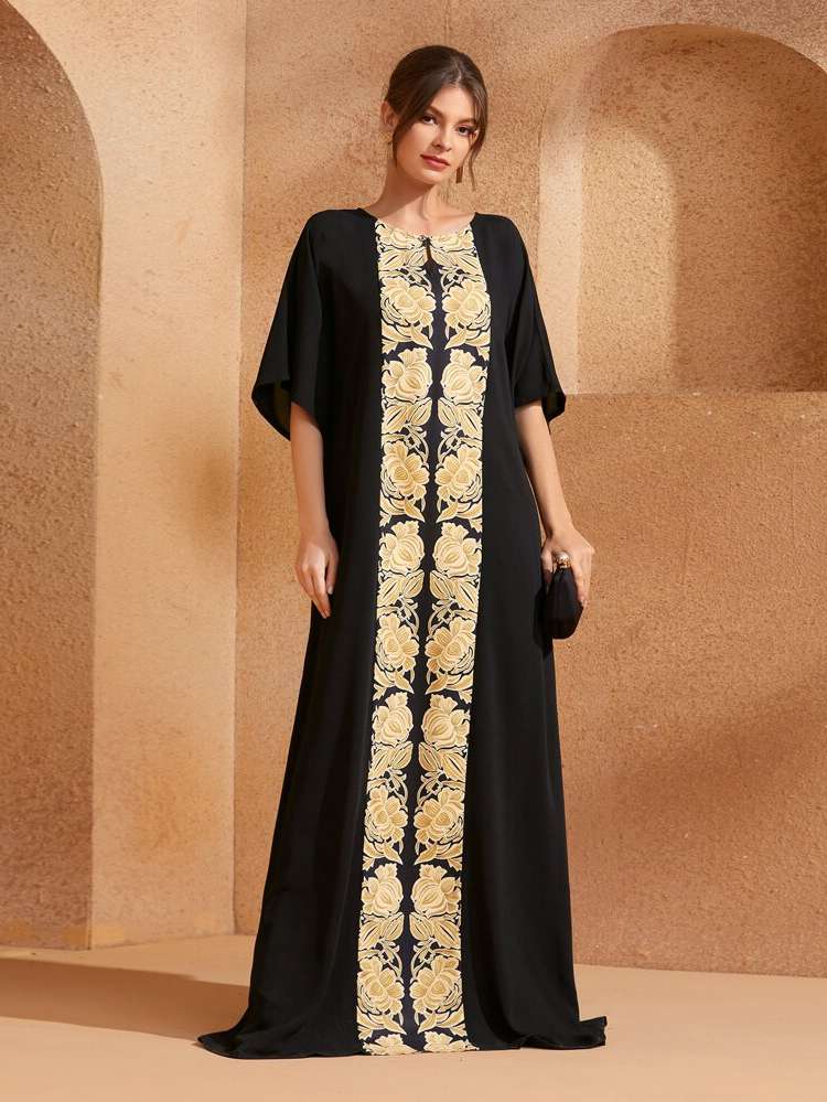 Modest Round Neck Black Arabian Wear 893