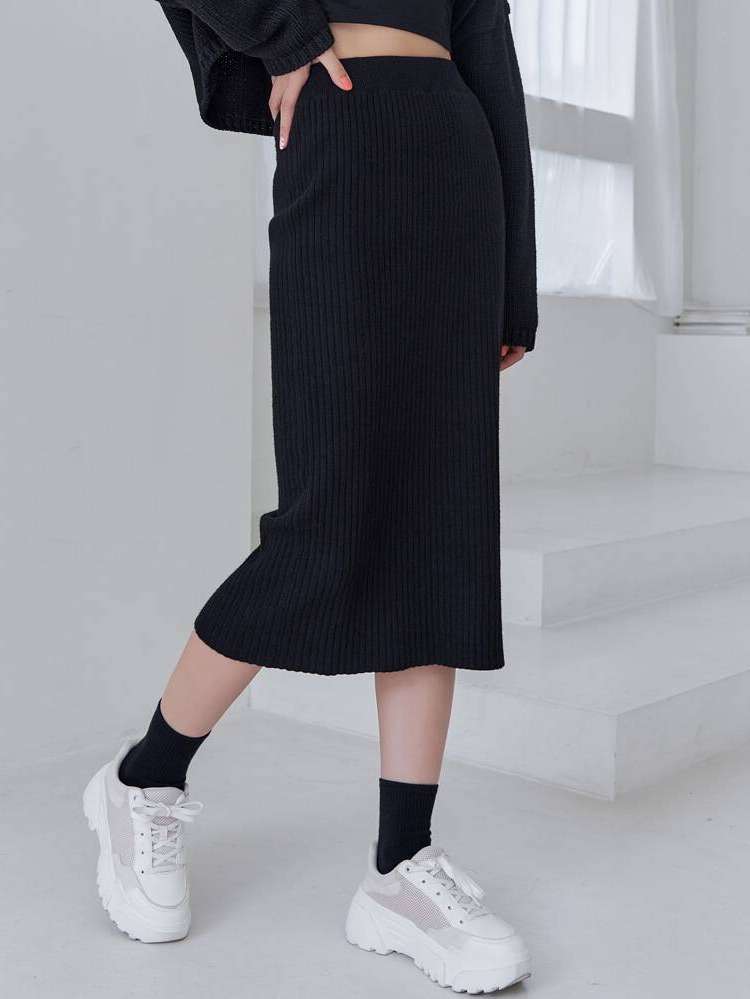  Plain Black Women Knitwear 9261