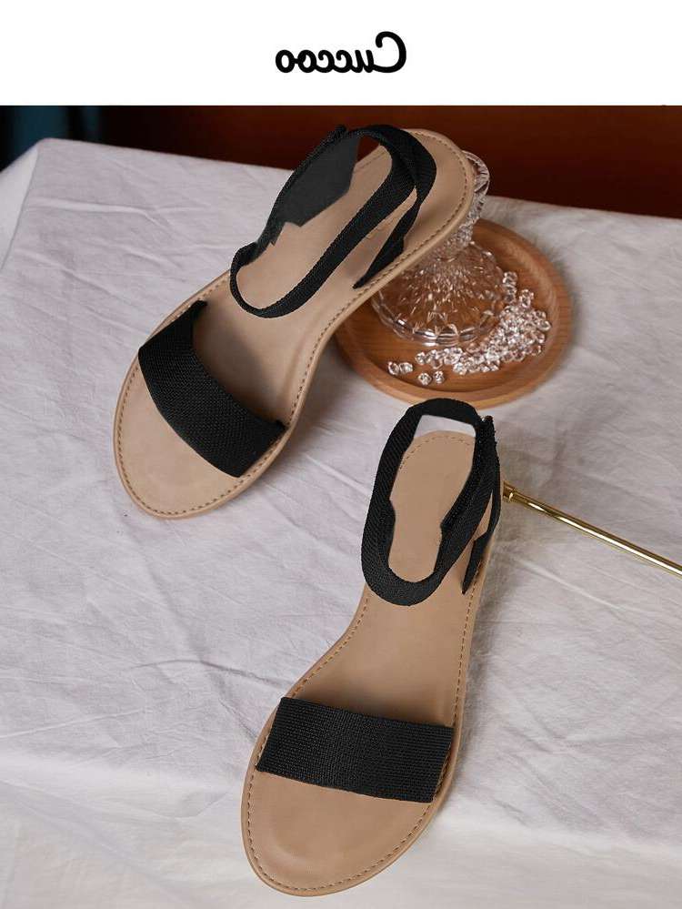 Plain  Black Women Flat Sandals 750