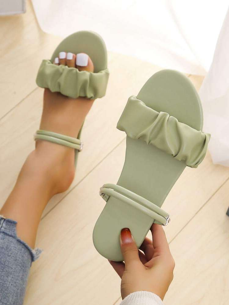  Fashionable  Women Shoes 699