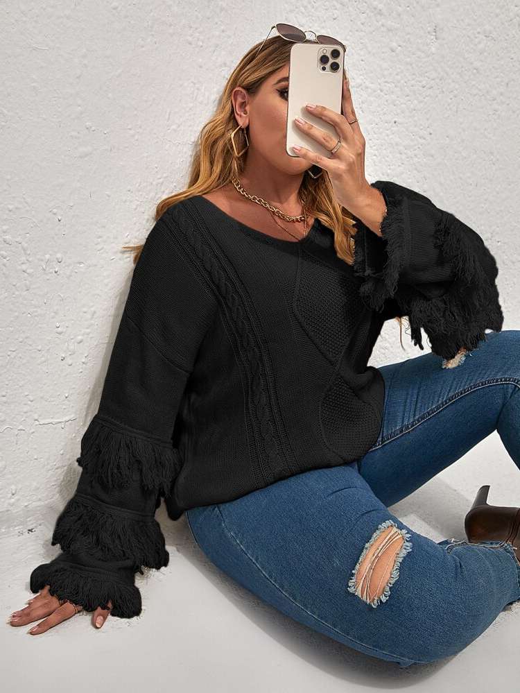 Round Neck Fringe Long Sleeve Regular Fit Plus Size Sweaters 426