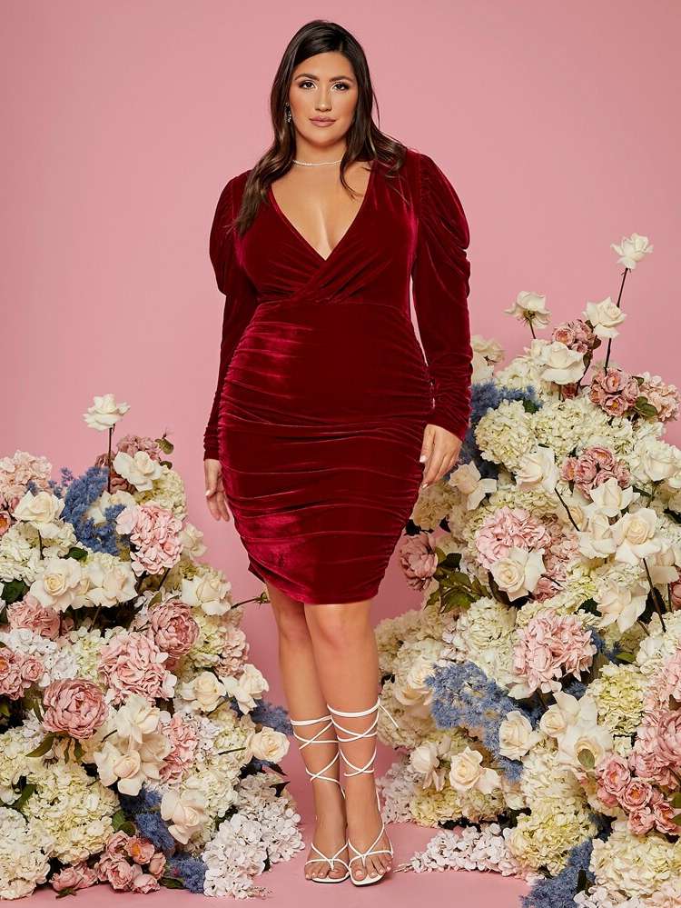  Deep V Neck Burgundy Plus Size Wedding Party Wear 9413