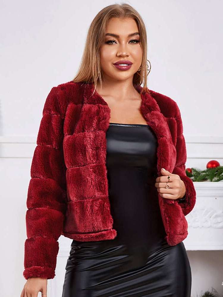  Long Sleeve Regular Fit Glamorous Women Faux Fur Coats 2259