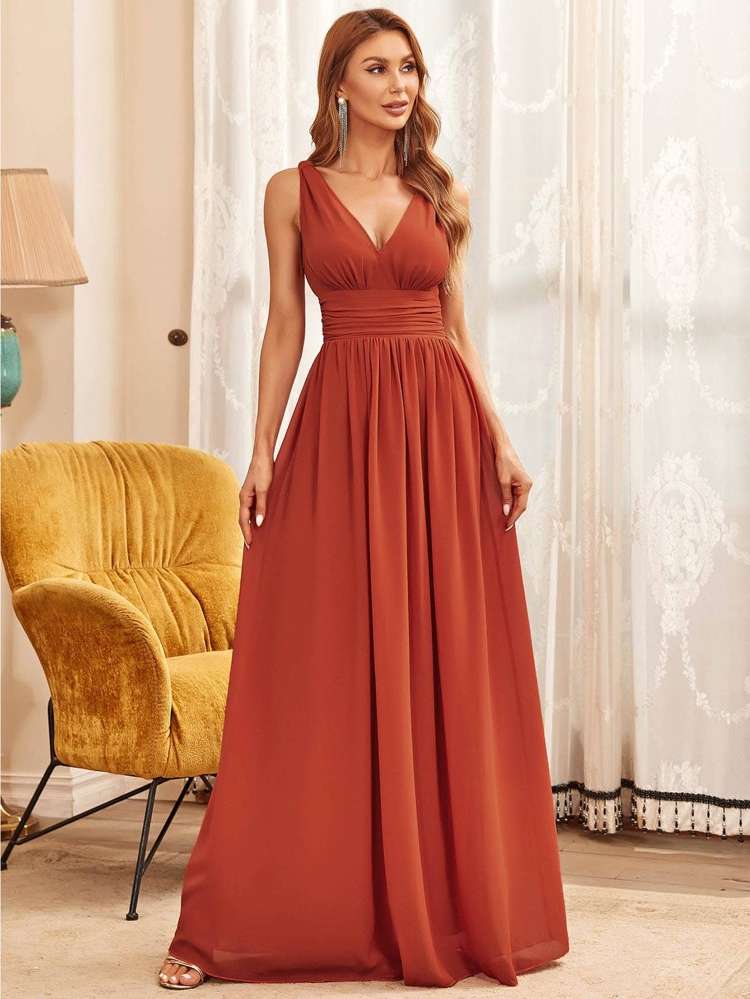  Deep V Neck Glamorous Plain Weddings  Events 4885