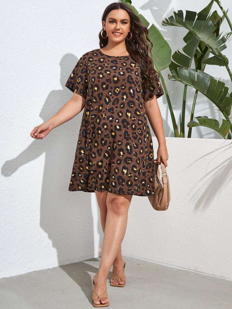 Short Sleeve All Over Print Round Neck Short Plus Size Dresses 6869