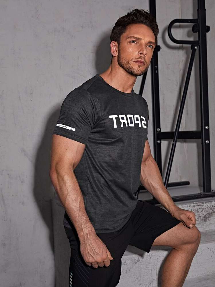 Dark Grey Regular Short Sleeve Letter Men Activewear 6484