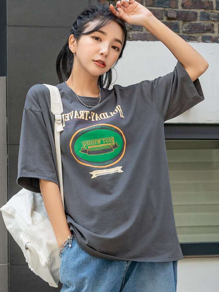  Graphic Long Women T-Shirts 690