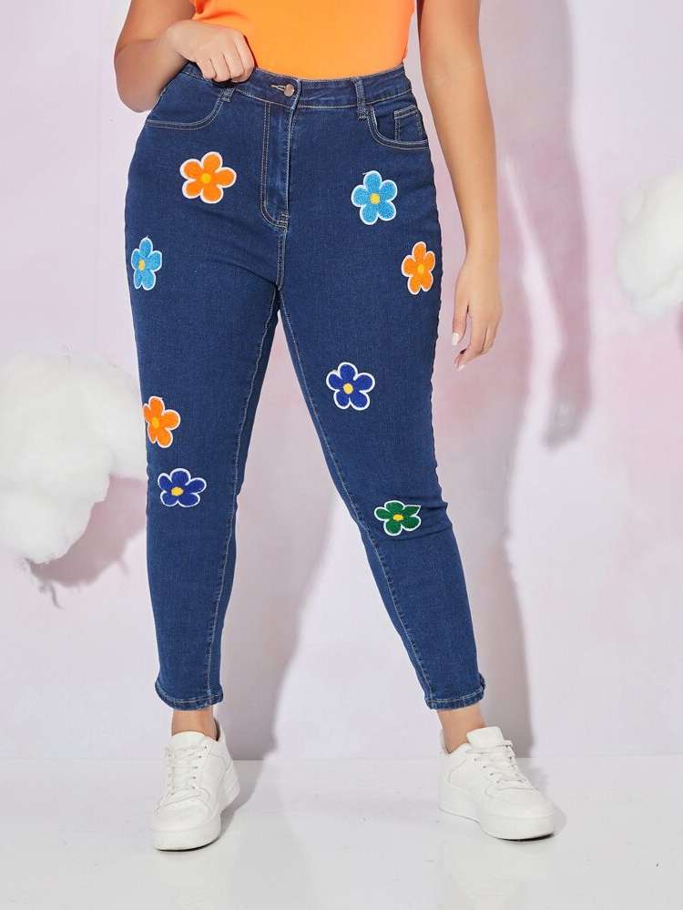 Floral Dark Wash Cropped Skinny Plus Size Jeans 100