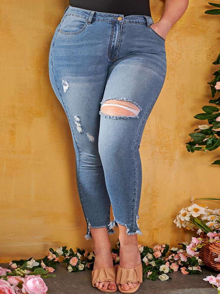  Cropped Dark Wash Plus Size Jeans 274