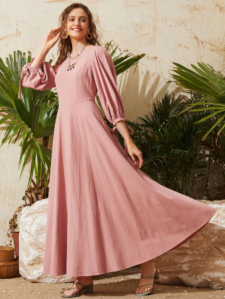 Three Quarter Length Sleeve Round Neck Modest Arabian Wear 773