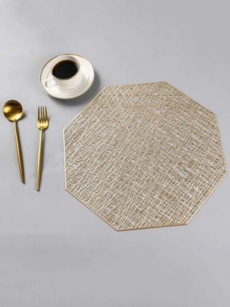  Gold Plain Place Mats 5306