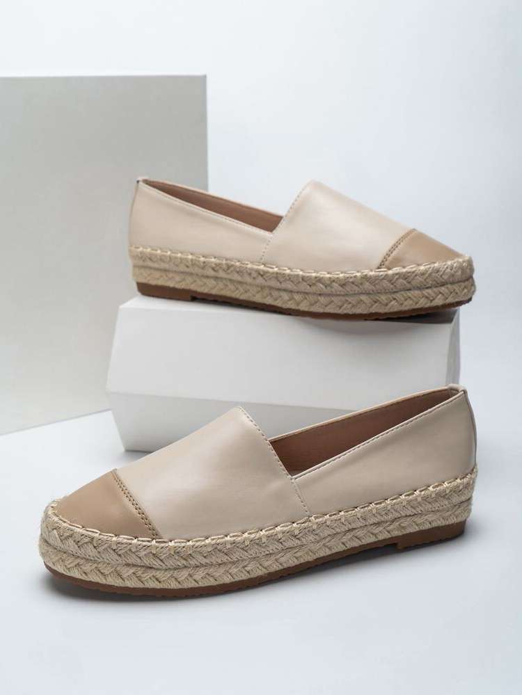  Vacation Gold Women Flats 990