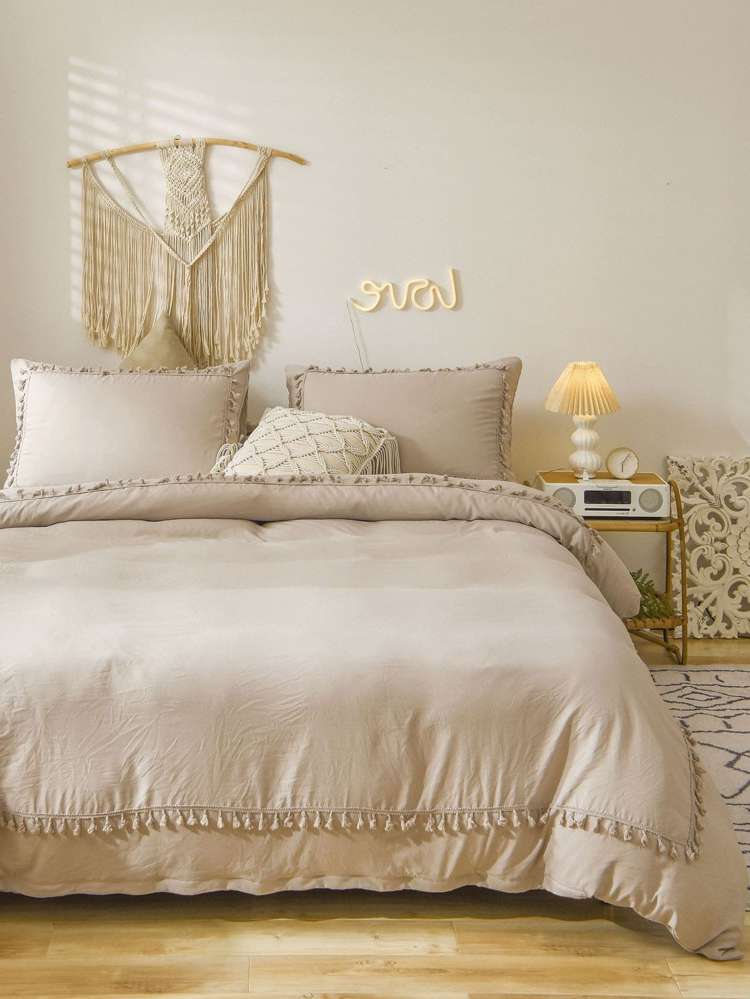   Bedding 8544