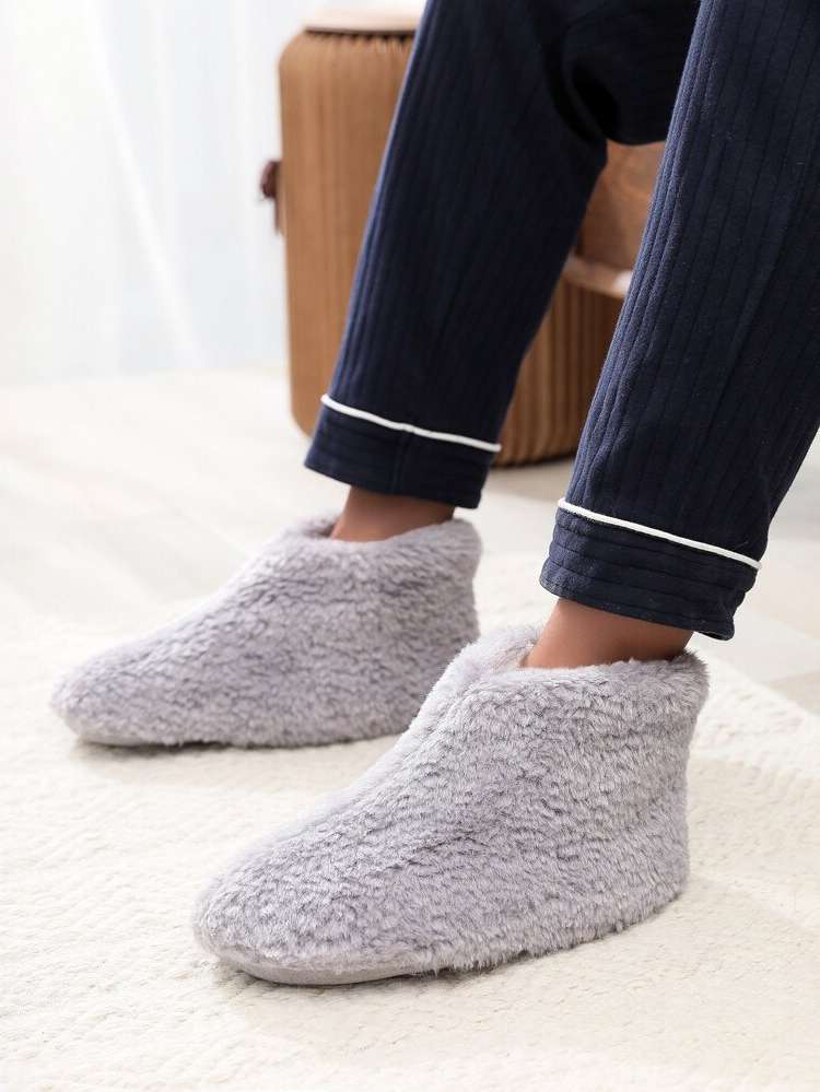  Grey Men Slippers 8435