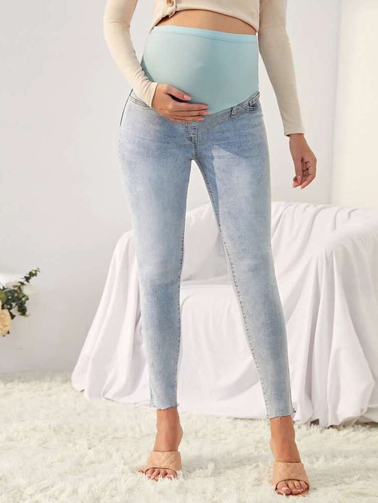  Light Wash Colorblock Maternity Denim 5784