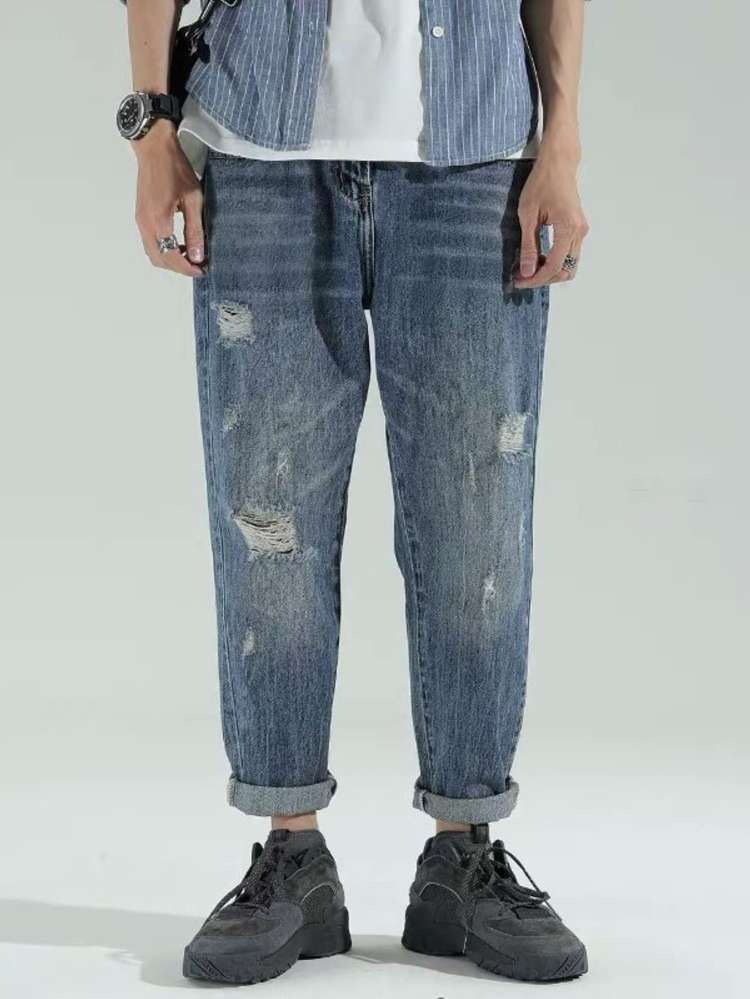 Medium Wash Ripped Men Denim 15