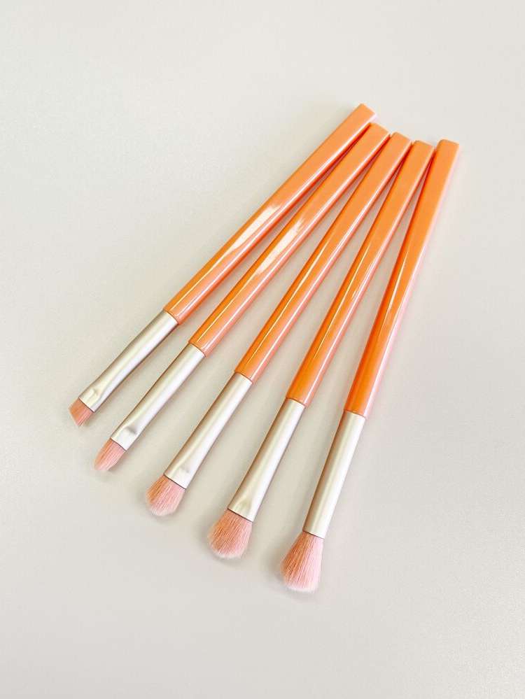   Makeup Brushes 5903