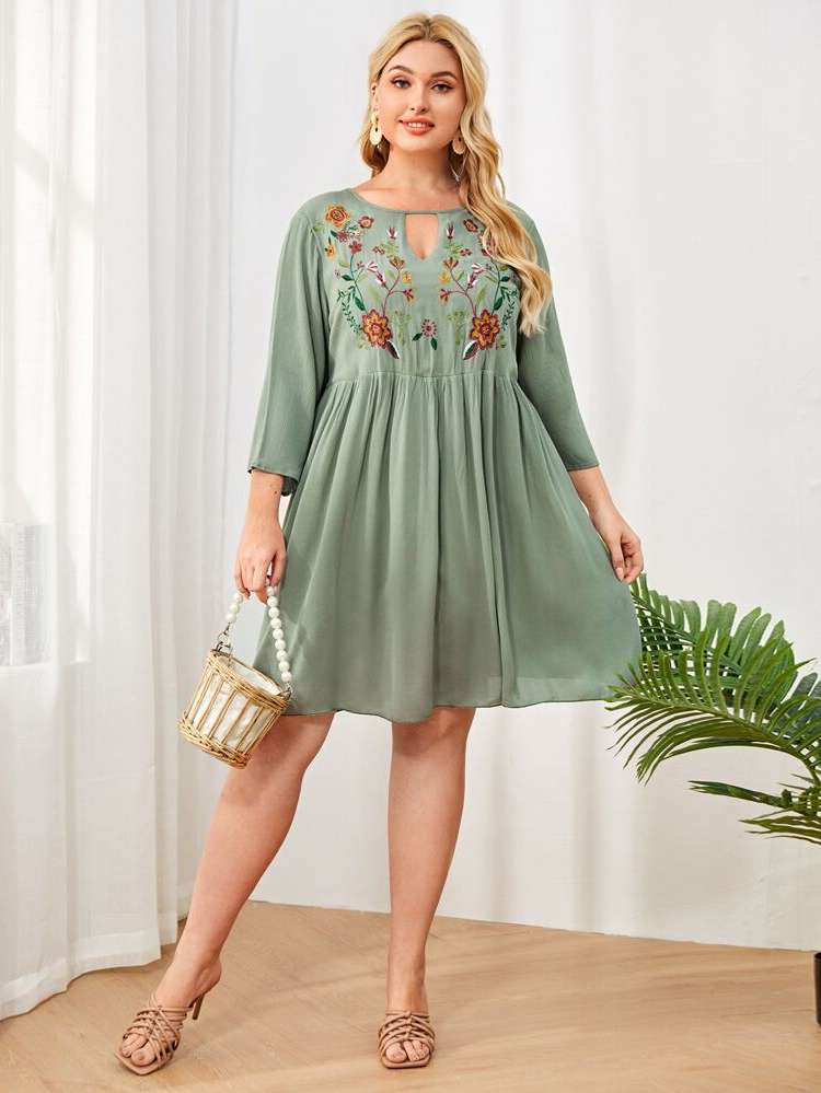 Floral Embroidery Mint Green Women Plus Clothing 1157