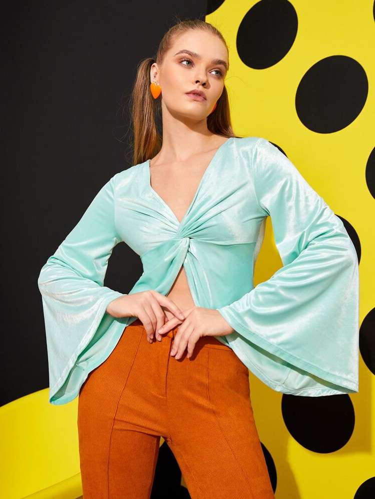  Long Sleeve Mint Green Crop Women T-Shirts 2857