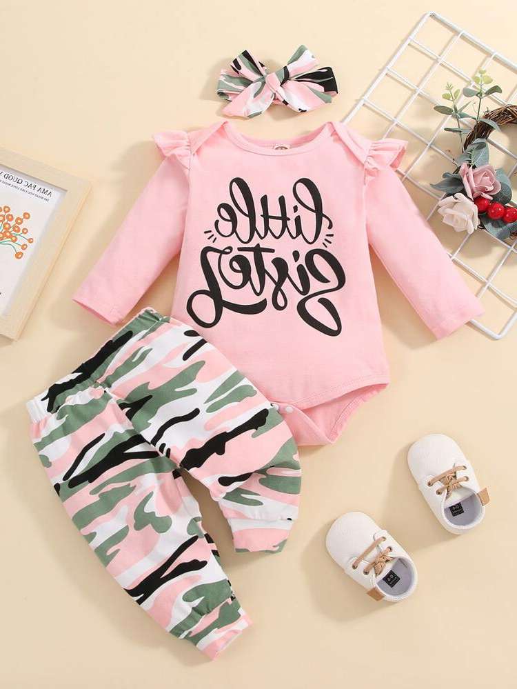 Letter Cute Regular Fit Round Neck Baby  Mom 9684