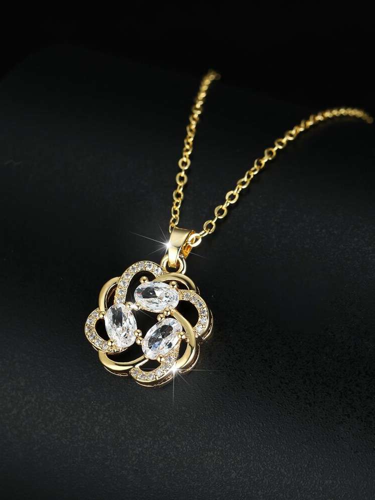 Fashionable  Fine Necklaces 8051