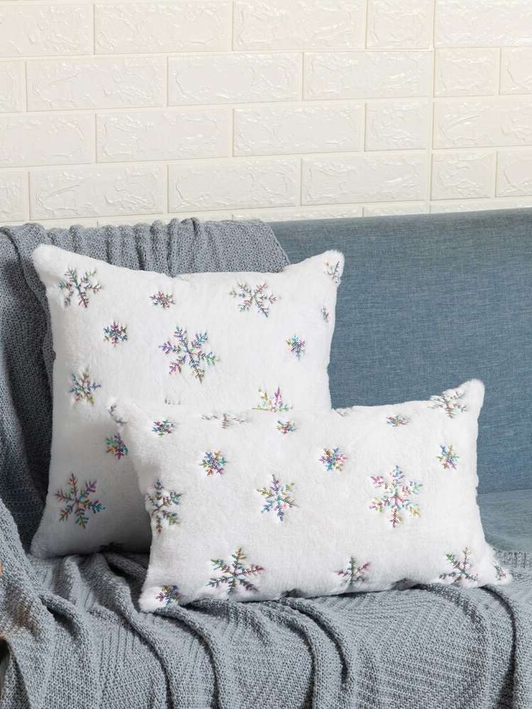   Decorative Pillows 2318