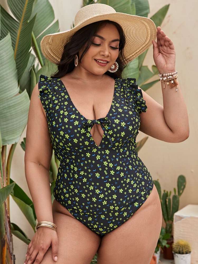  Multicolor Ditsy Floral Plus Size One-Pieces 732