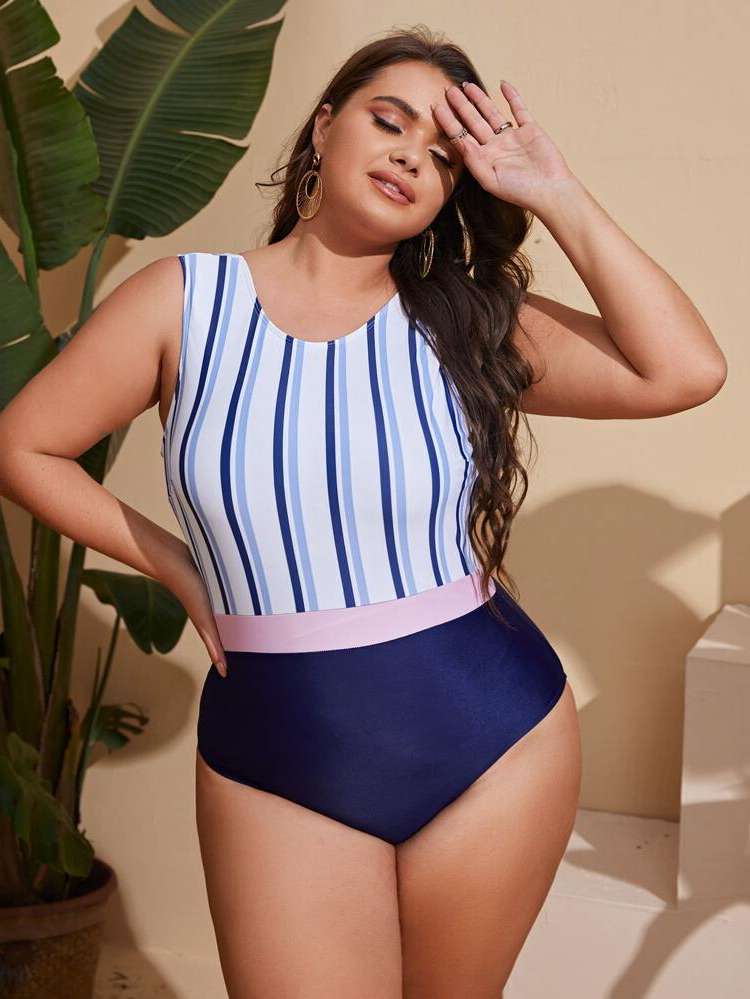   Plus Size Beachwear 2784