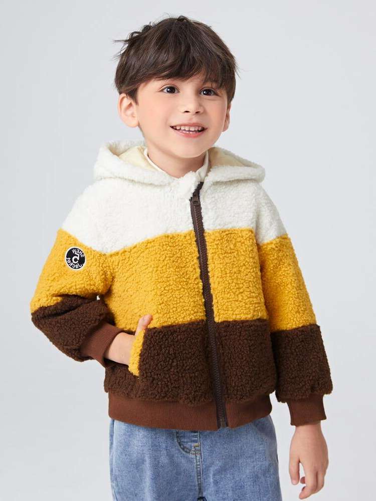  Casual Regular Fit Hooded Kids Clothing 1284