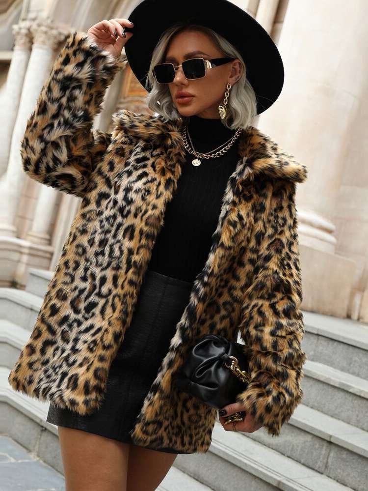 Regular Fit Casual Leopard Women Outerwear 3071