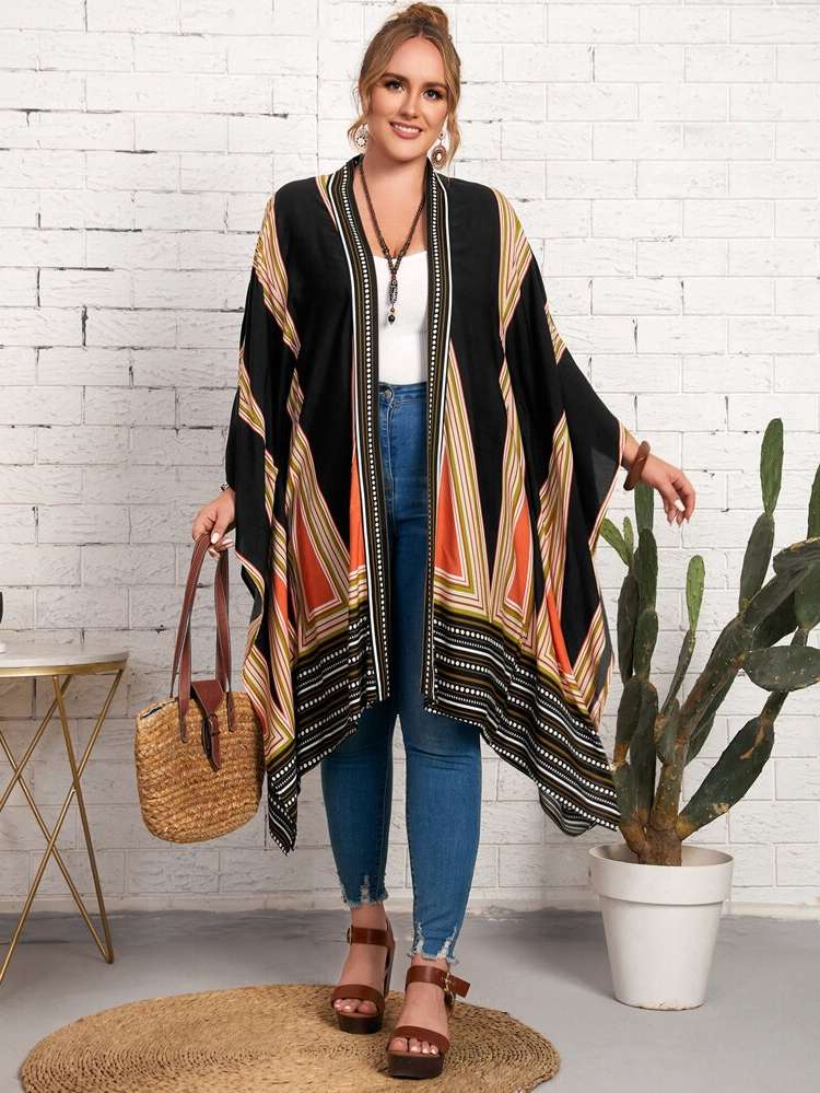  Colorblock Casual Plus Size Cover Ups  Kimonos 5890