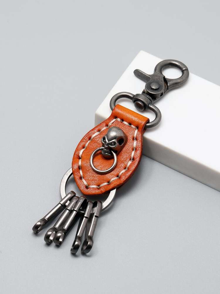   Men Keychains 6866