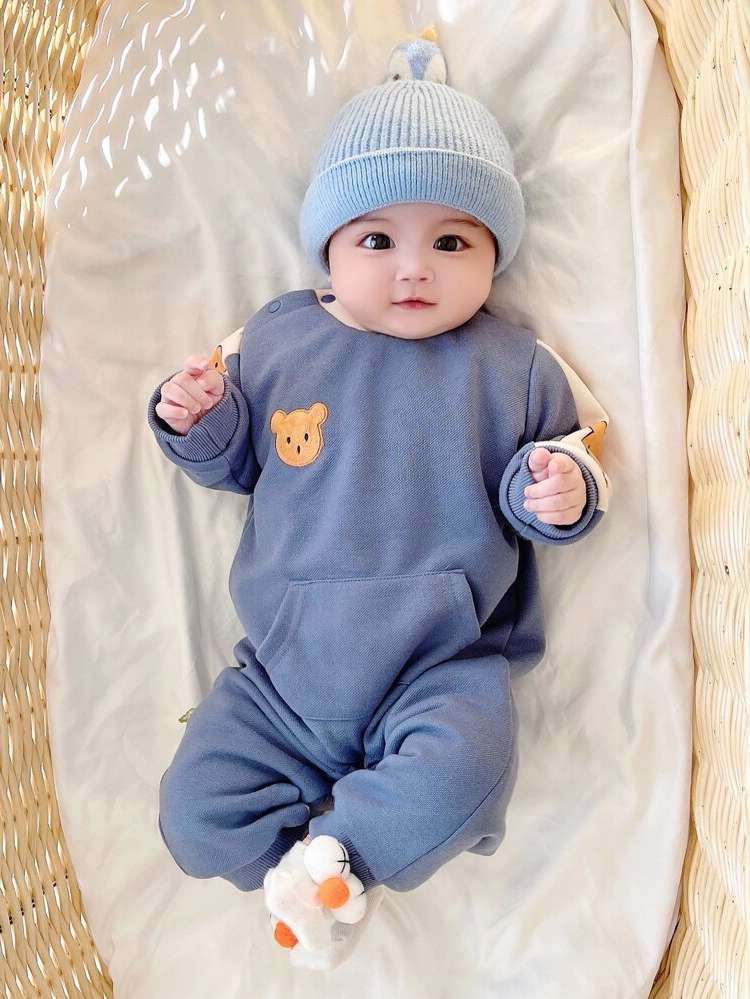  Round Neck Casual Baby Onesies 9319