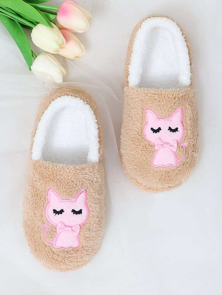  Embroidery Cartoon Women Slippers 5840