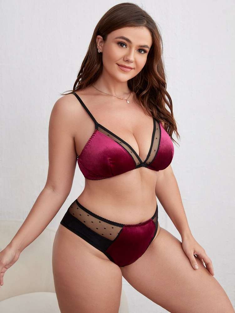   Red Violet Women Plus Intimates 602