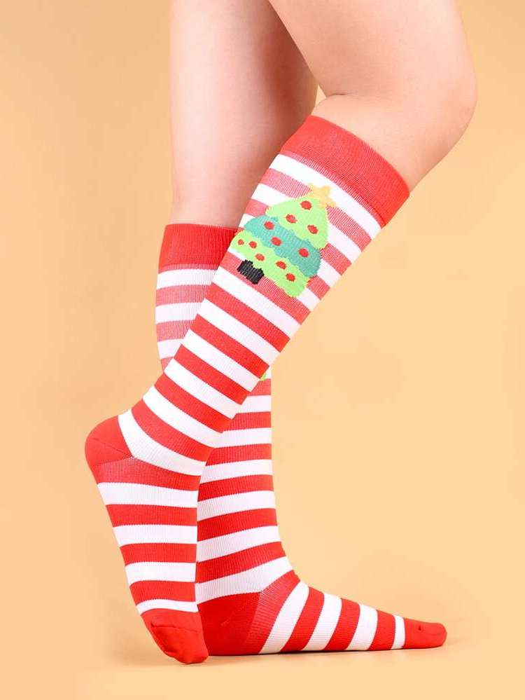 Red and White  Men Socks 7123