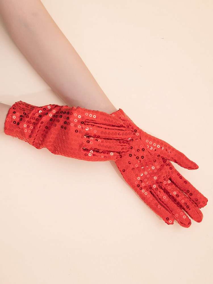  Red Hats  Gloves 907