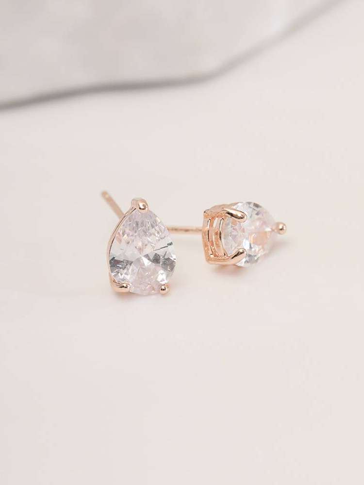 Glamorous  Fine Earrings 7558