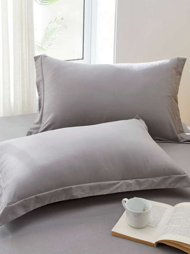   Bedding 7834