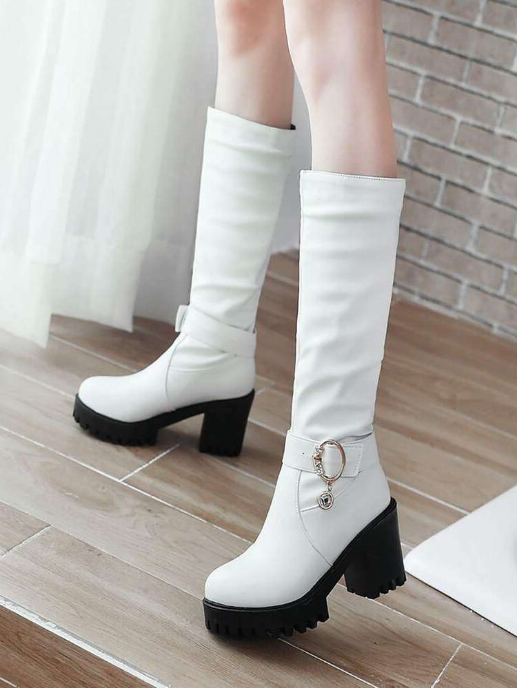 Fashionable  Buckle Women Fashion Boots 9435