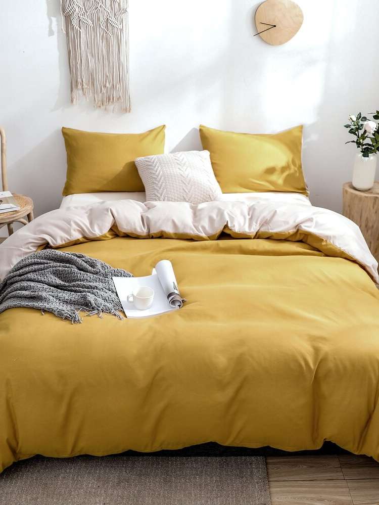   Bedding 9435