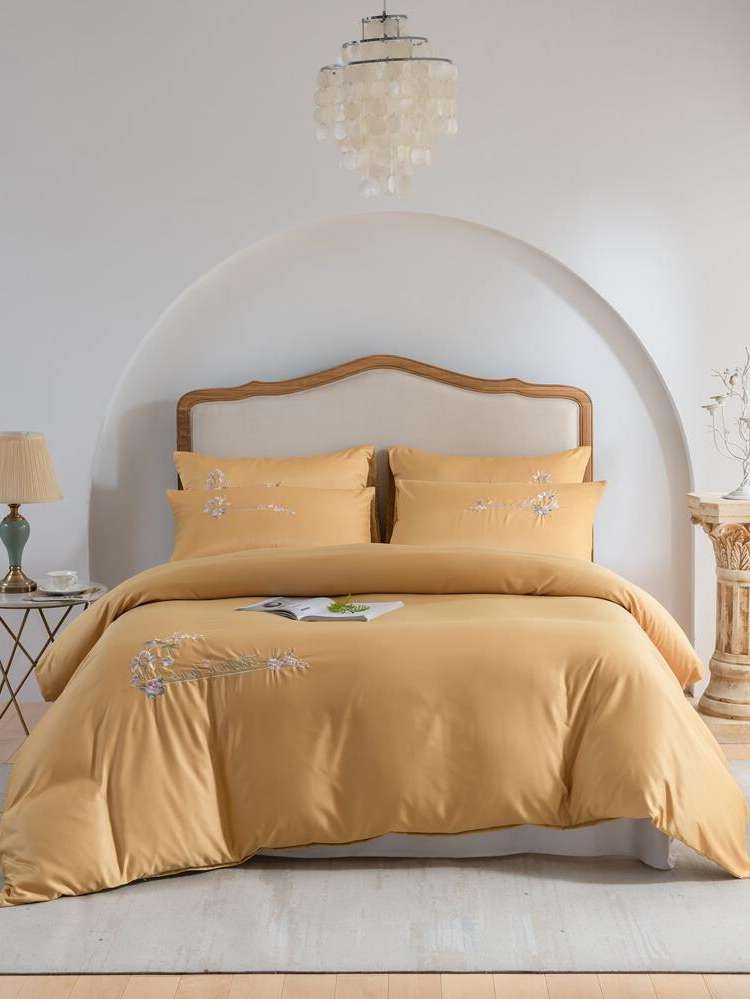  Yellow Bedding 171