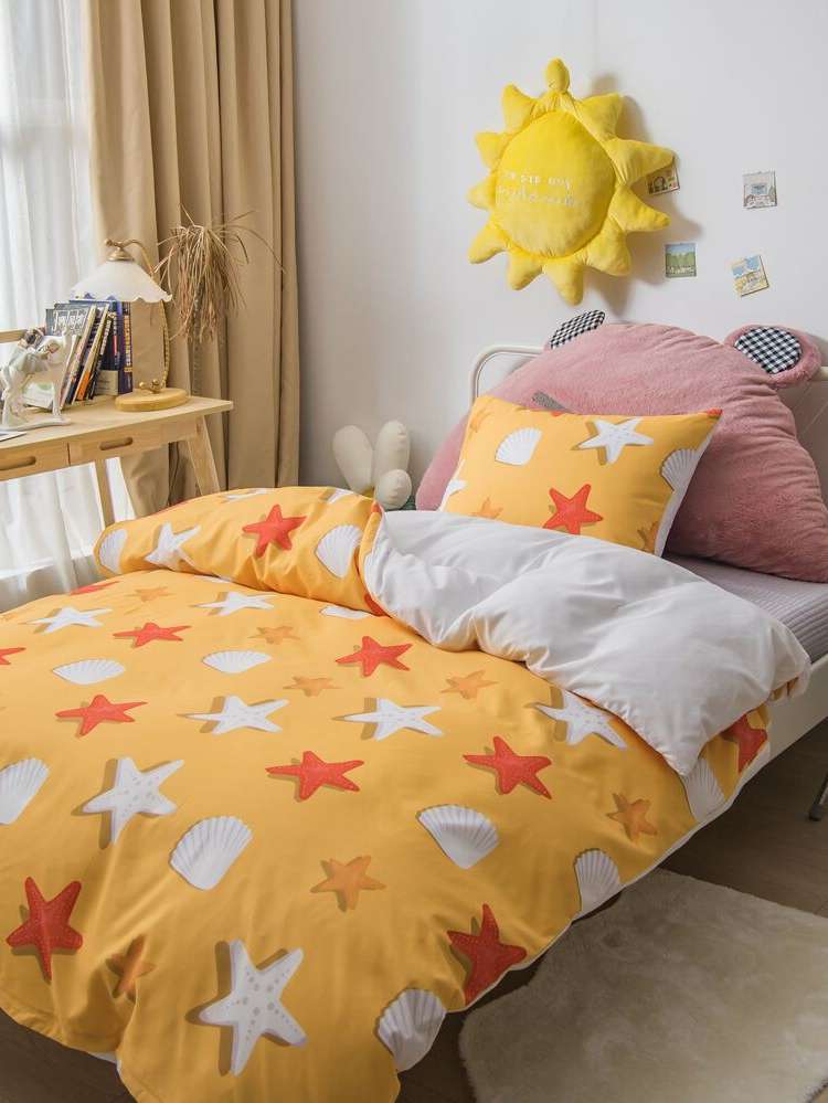  Cartoon Yellow Bedding 7528