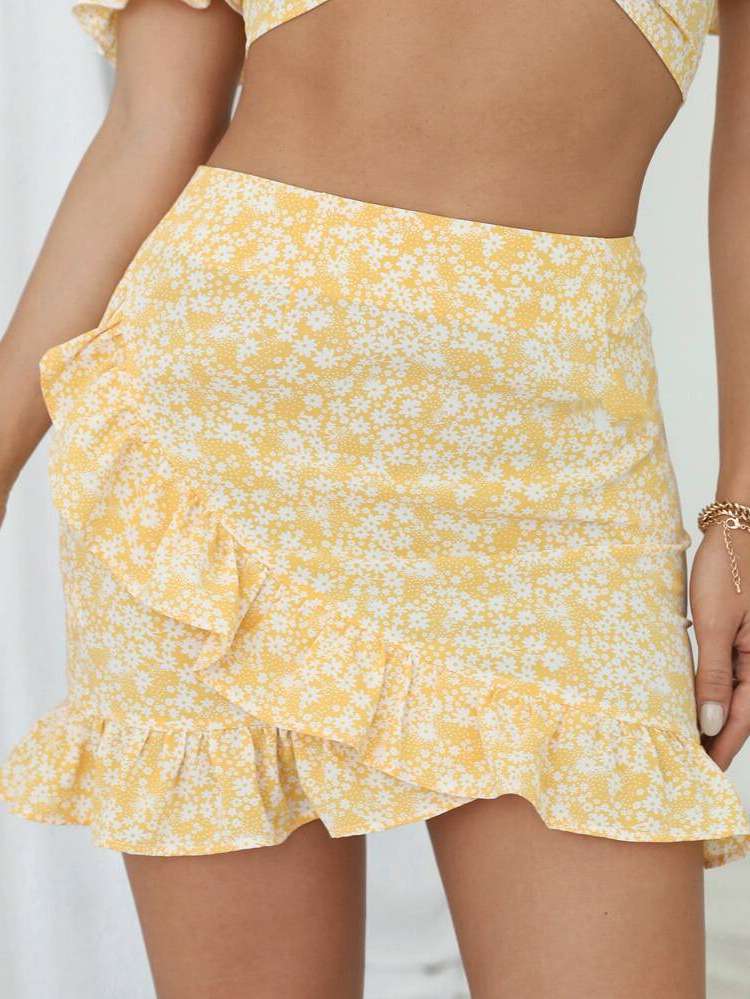 Yellow Mini Ruffle Hem Women Bottoms 393