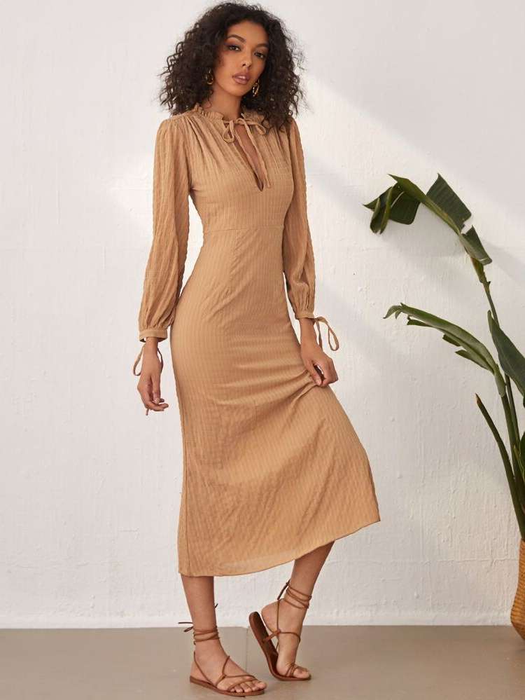  Regular Fit Three Quarter Length Sleeve Women Dresses 279